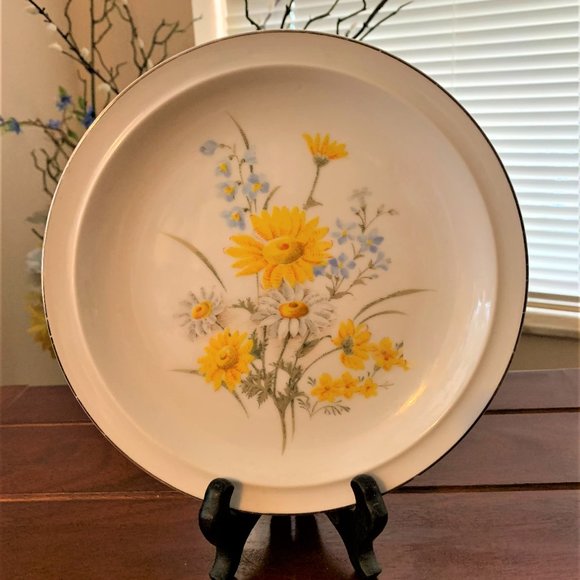 Marsh Marigold Fanci Florals Collection Japan Porcelain China Salad Plate 7.5 in - Picture 1 of 3